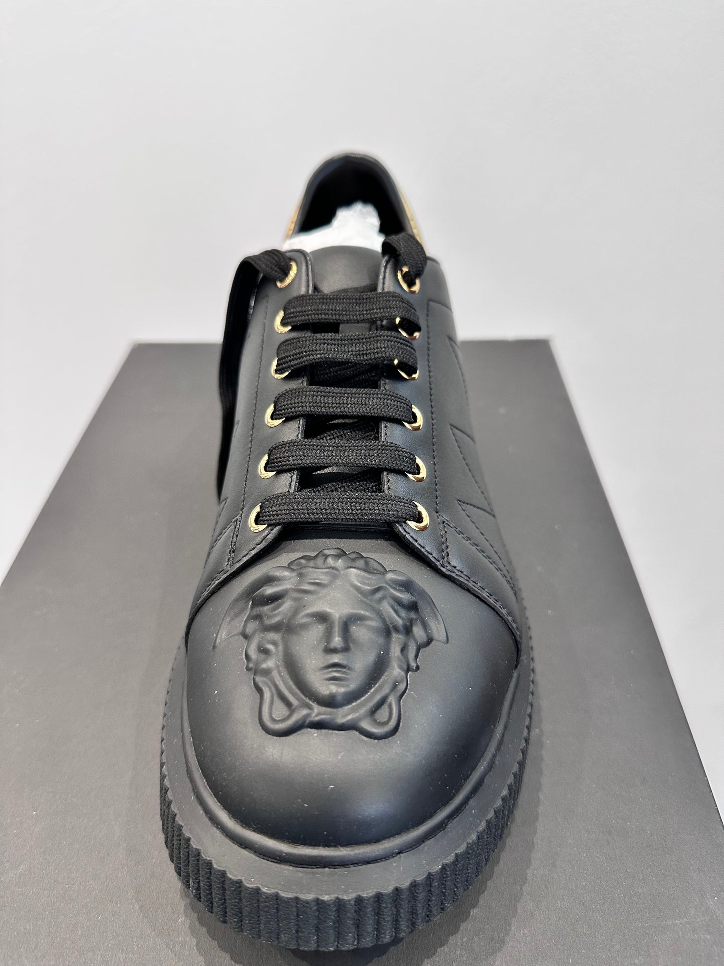 Sneaker Versace modello medusa