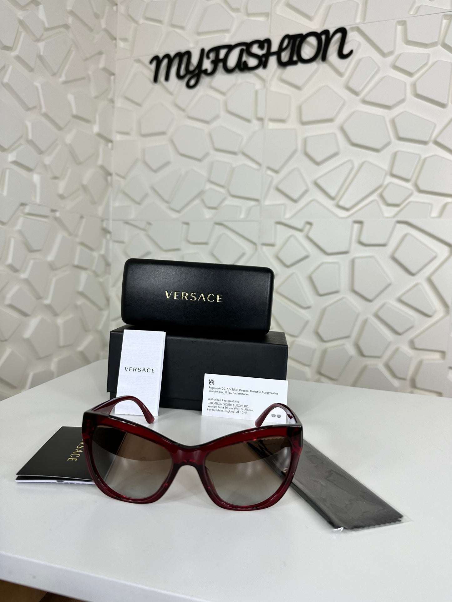 Occhiali da sole versace