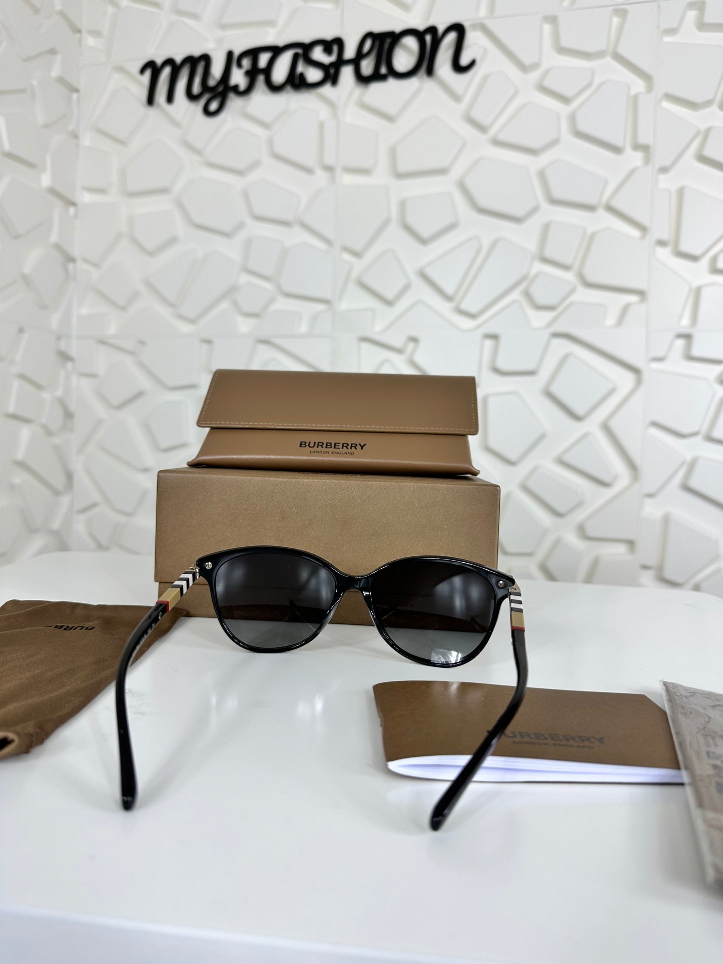 Occhiali da sole burberry