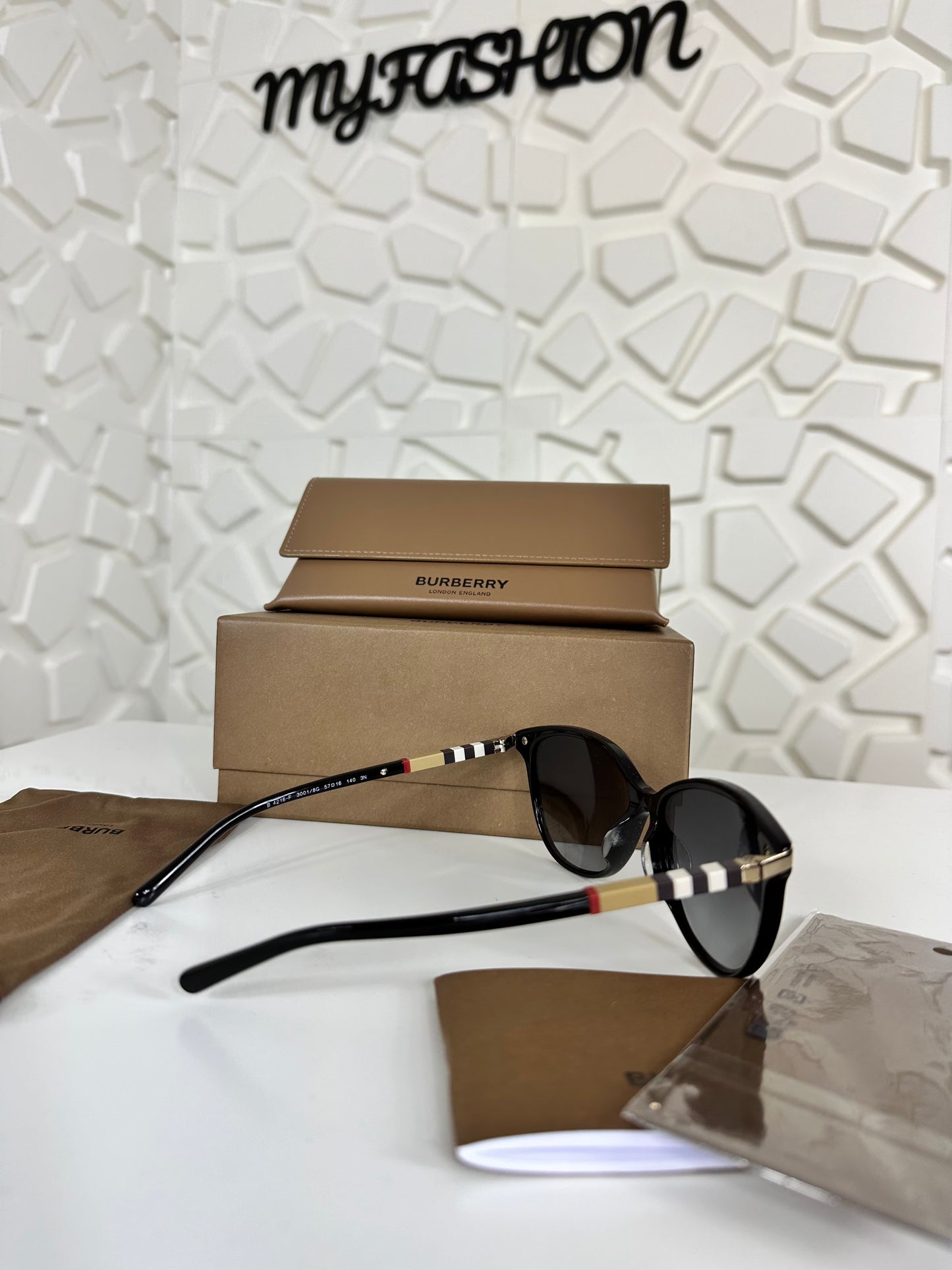 Occhiali da sole burberry